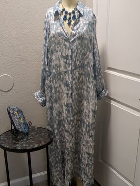Banana Republic Blue and White Abstract Print Maxi Dress